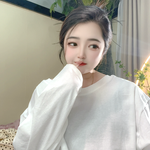 小文文ぃ的美女聊天室