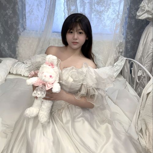 。芊芊的美女聊天室