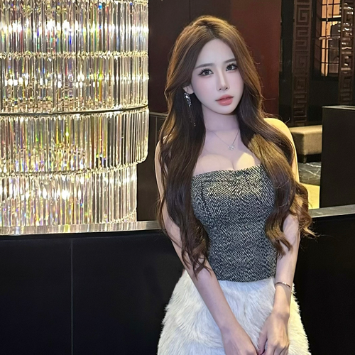 斯瑶的美女聊天室