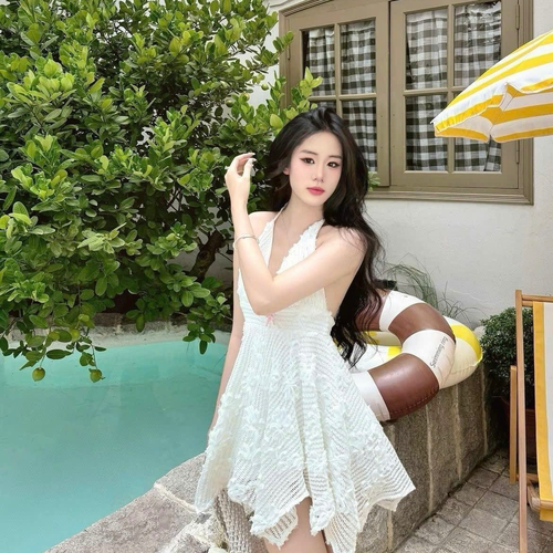 新人-九的美女聊天室