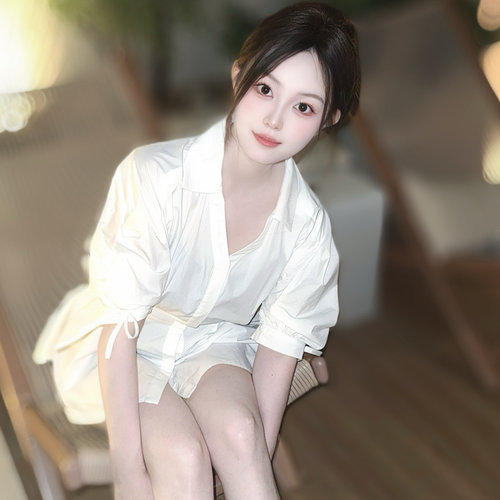 吾悦、的美女聊天室