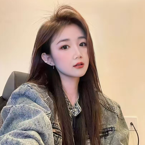 旸三岁丶是个萌新呀的美女聊天室