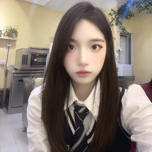 新人梨梨的美女聊天室
