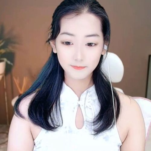 青黛>ᴗoಣ的美女聊天室