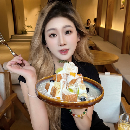 Xixi西的美女聊天室