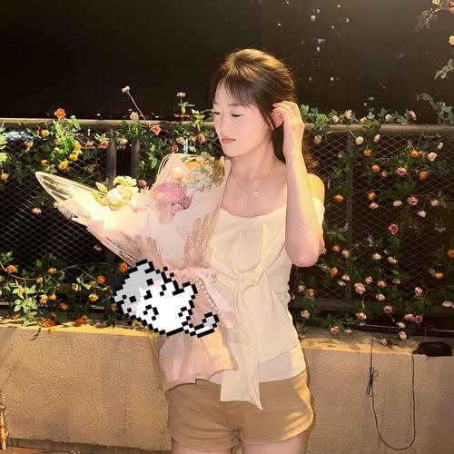 开心Y的美女聊天室