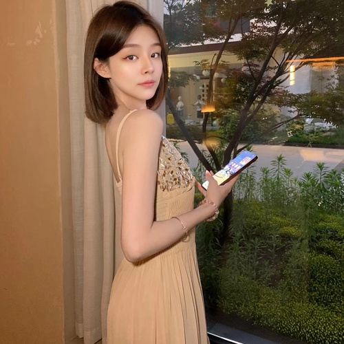 新人喵喵的美女聊天室