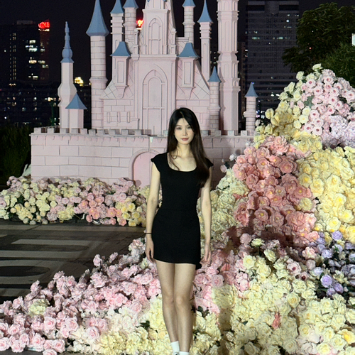 粒粒的美女聊天室