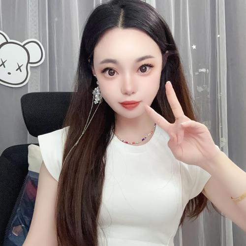一包辣条的美女聊天室