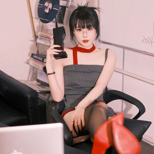 奈奈の（新人）的美女聊天室