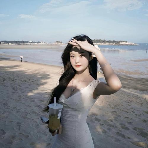 莹莹’的美女聊天室