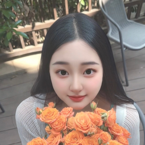 新人小满的美女聊天室