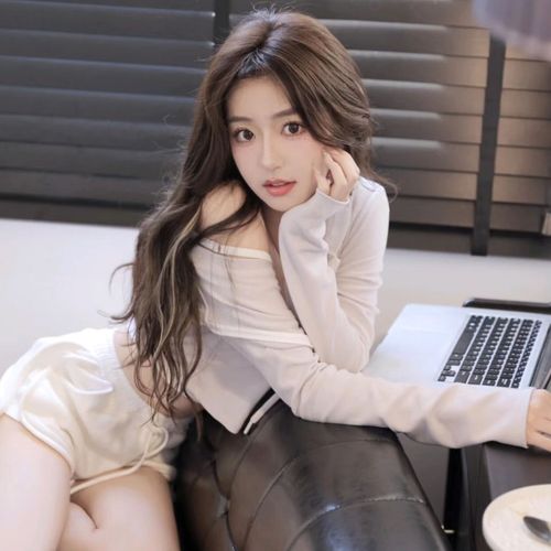 长安阿.的美女聊天室