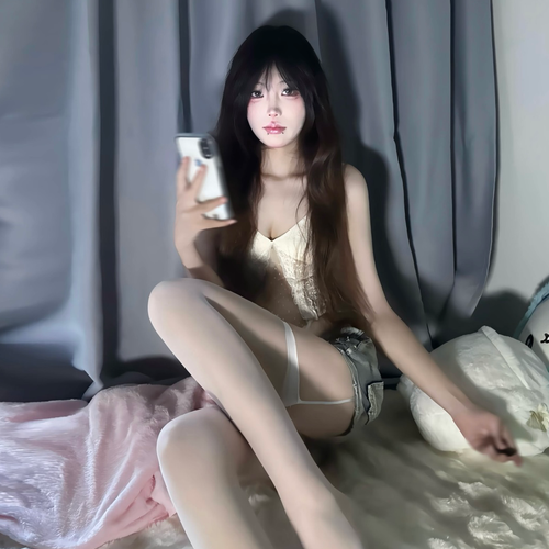 冷冰冰1的美女聊天室