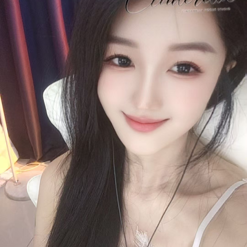周周～暴富暴富暴富的美女聊天室