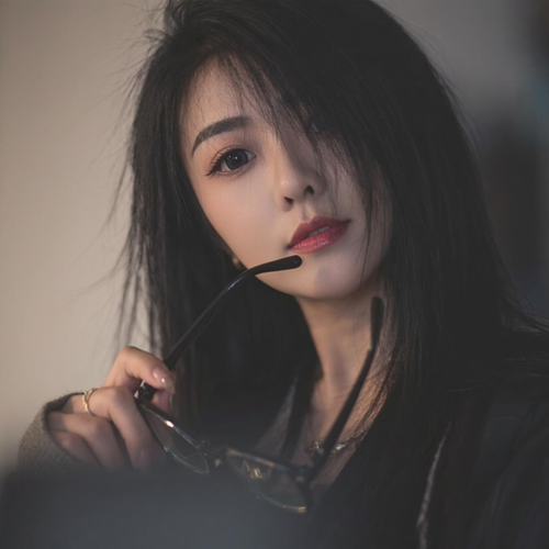 ·苏三，吃不饱的美女聊天室