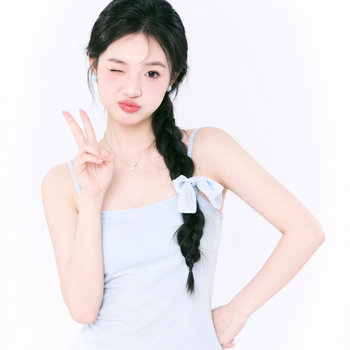 小张要暴富的美女聊天室