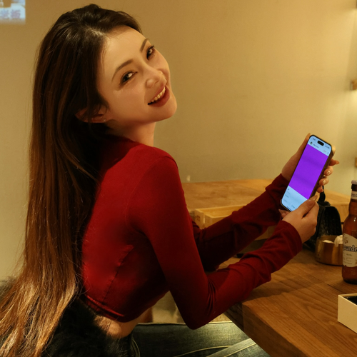 酒窝：播白天的美女聊天室