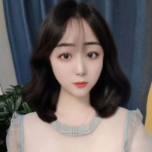 小阿音唱歌的美女聊天室
