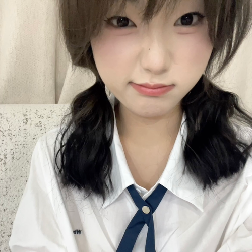 小舞.的美女聊天室