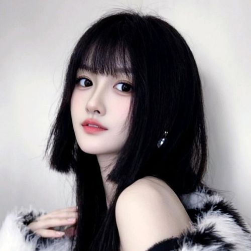 ★静宝儿，播不够电费★的美女聊天室