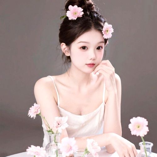 -小艺--若逢知己真心伴_有缘便有圆的美女聊天室