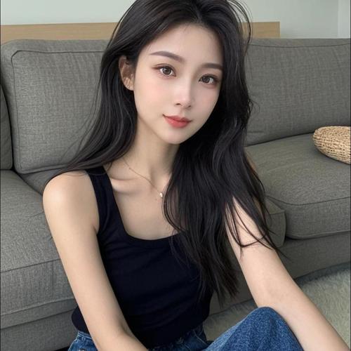 扎扎占榜暴富的美女聊天室