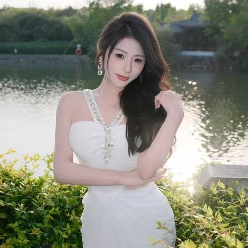 新人溪瑶吖~