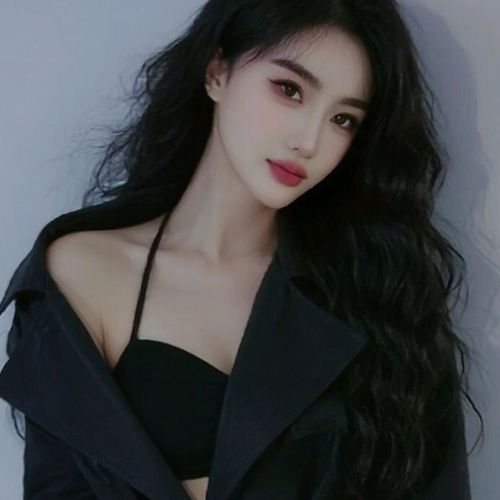 初一播电费的美女聊天室