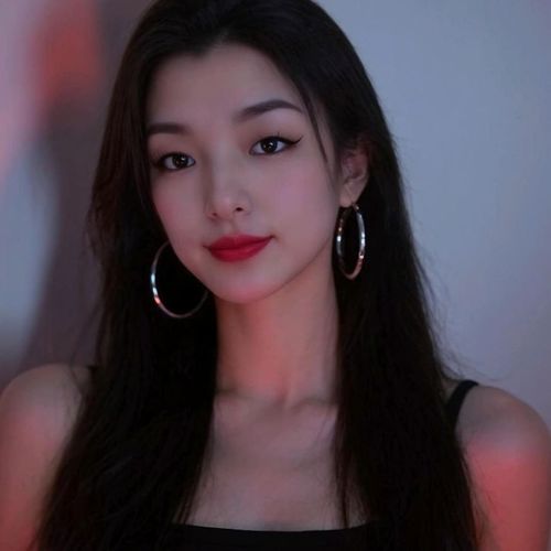 新人梦梦.