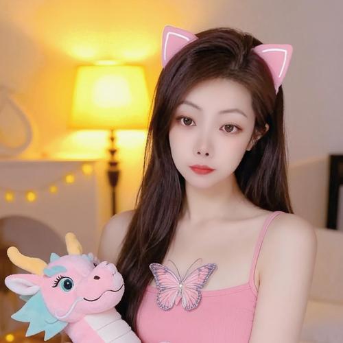 新人风吹屁屁凉凉的美女聊天室