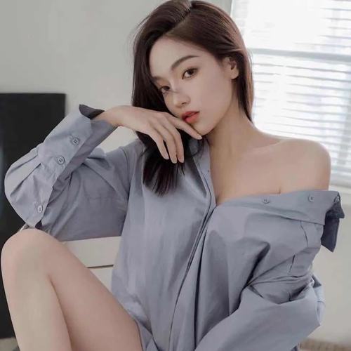 文丹的美女聊天室