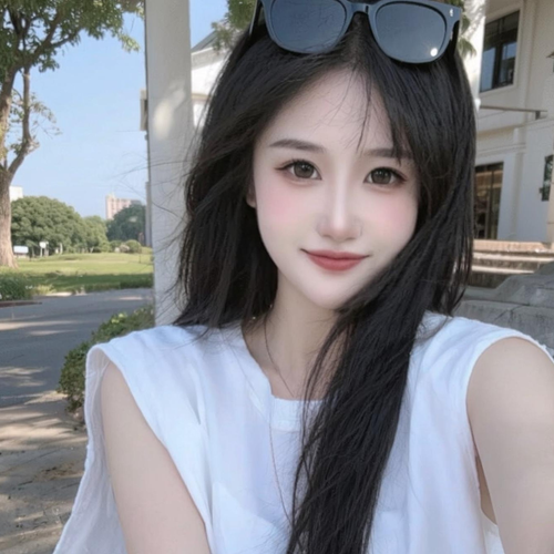 新人阿芙_再靠近一点点的美女聊天室
