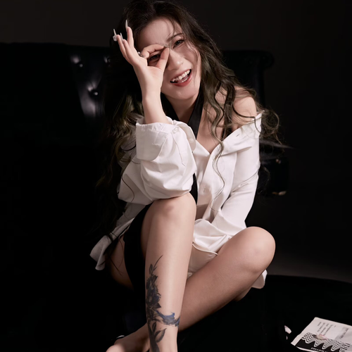 十一..ꦿএ᭄ɞ⿻ᮁ倒计时的美女聊天室