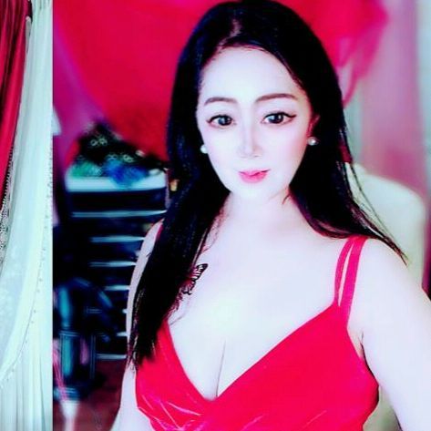 山东新人奶兔！来一个大哥吧的美女聊天室