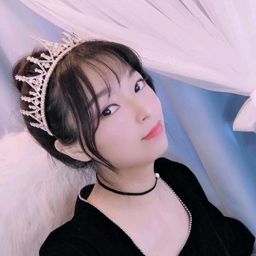 新人大美第一天的美女聊天室