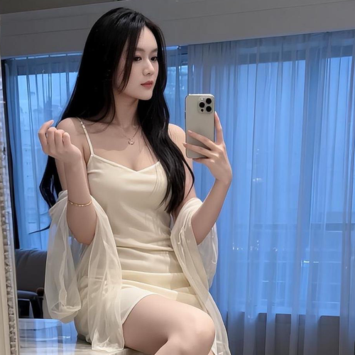 粥粥不喝粥～的美女聊天室