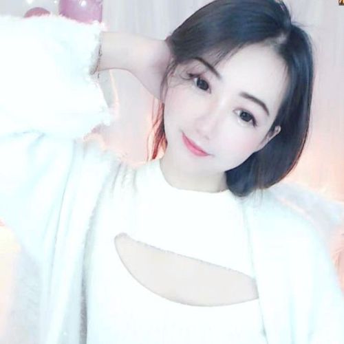 新人长腿笑笑求守护的美女聊天室