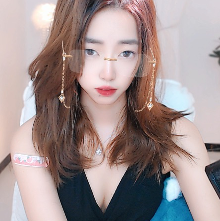 金金.的美女聊天室