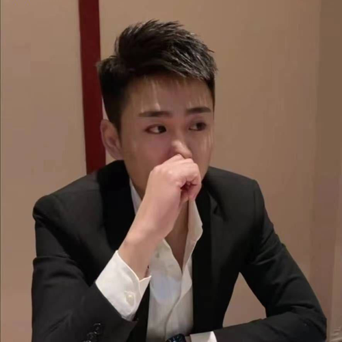 鹿畔早上到下午三点、师一个护犊子的男人！的美女聊天室