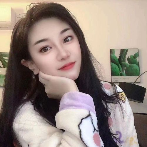 新人香奈儿的美女聊天室