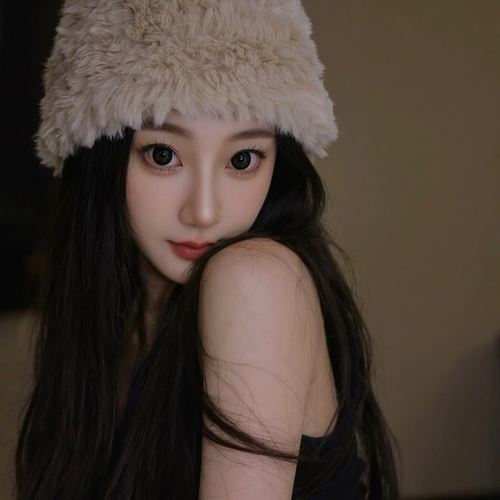 刘六六的美女聊天室