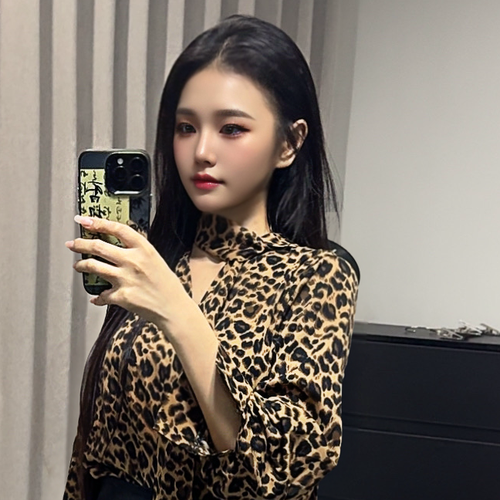 新人野子的美女聊天室