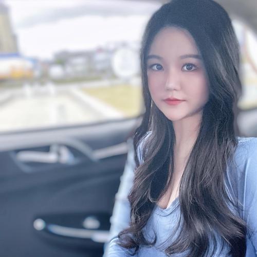 露露酱€的美女聊天室