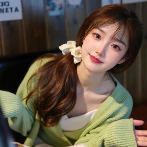 岁宁吖的美女聊天室