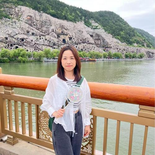 美丽的泡沫的美女聊天室