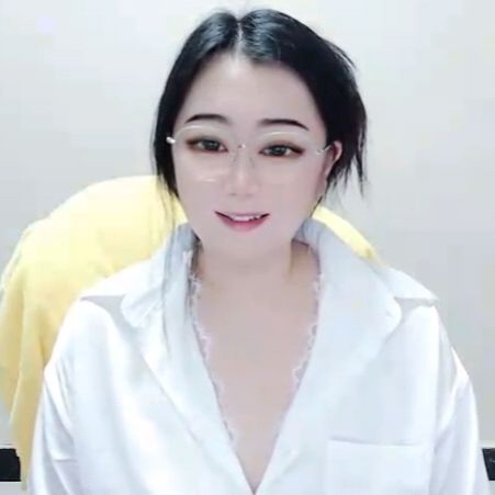 孟大宝的美女聊天室