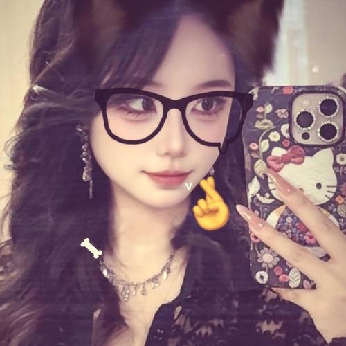 小晴～的美女聊天室