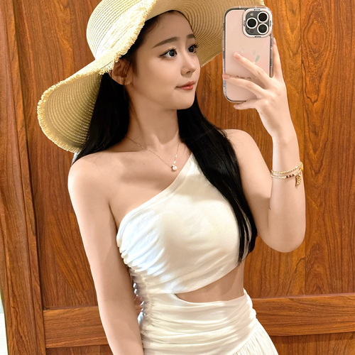 兔饱饱饱饱饱~的美女聊天室