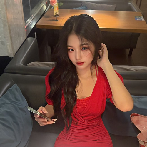 粤语歌者的美女聊天室